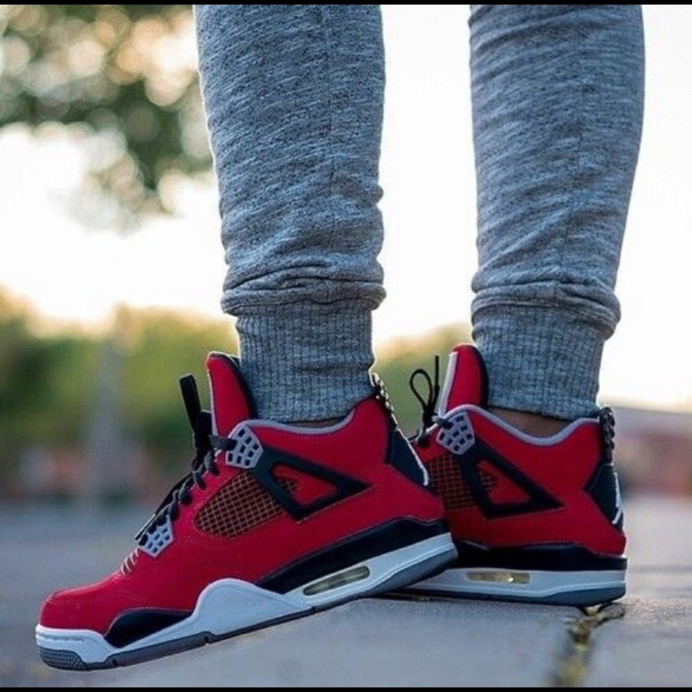 Air Jordan 4 Retro (GS) Toro Bravo